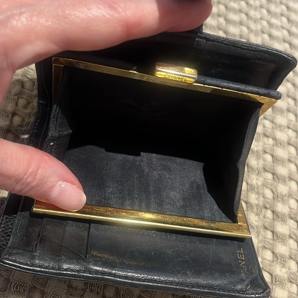 Chanel Wallet - Picture 5 of 6